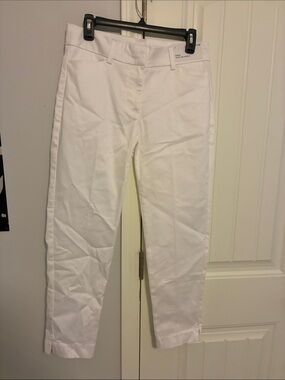Liz Claiborne White Emma Slim Leg Ankle Pants Size 2 NWT